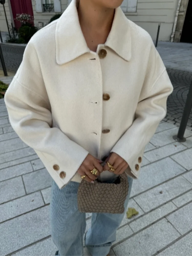 Hélené Women's Winter Coat | Wool Blend, Oversized Collar and Button Closure