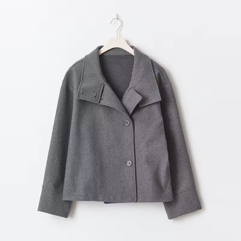 Short women's coat with double-breasted design | Elegant and versatile coat