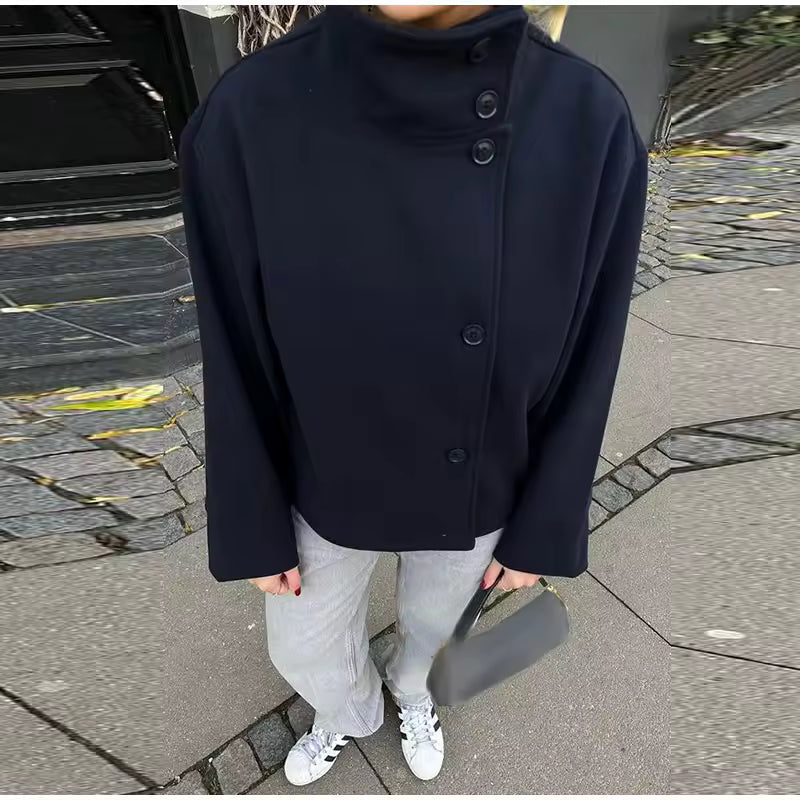 Short women's coat with double-breasted design | Elegant and versatile coat