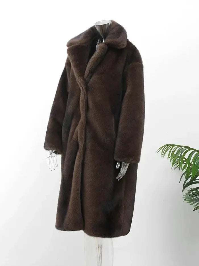 Ladies' Winter Coat with Faux Fur and Lined Interior – Stylish and Comfortable