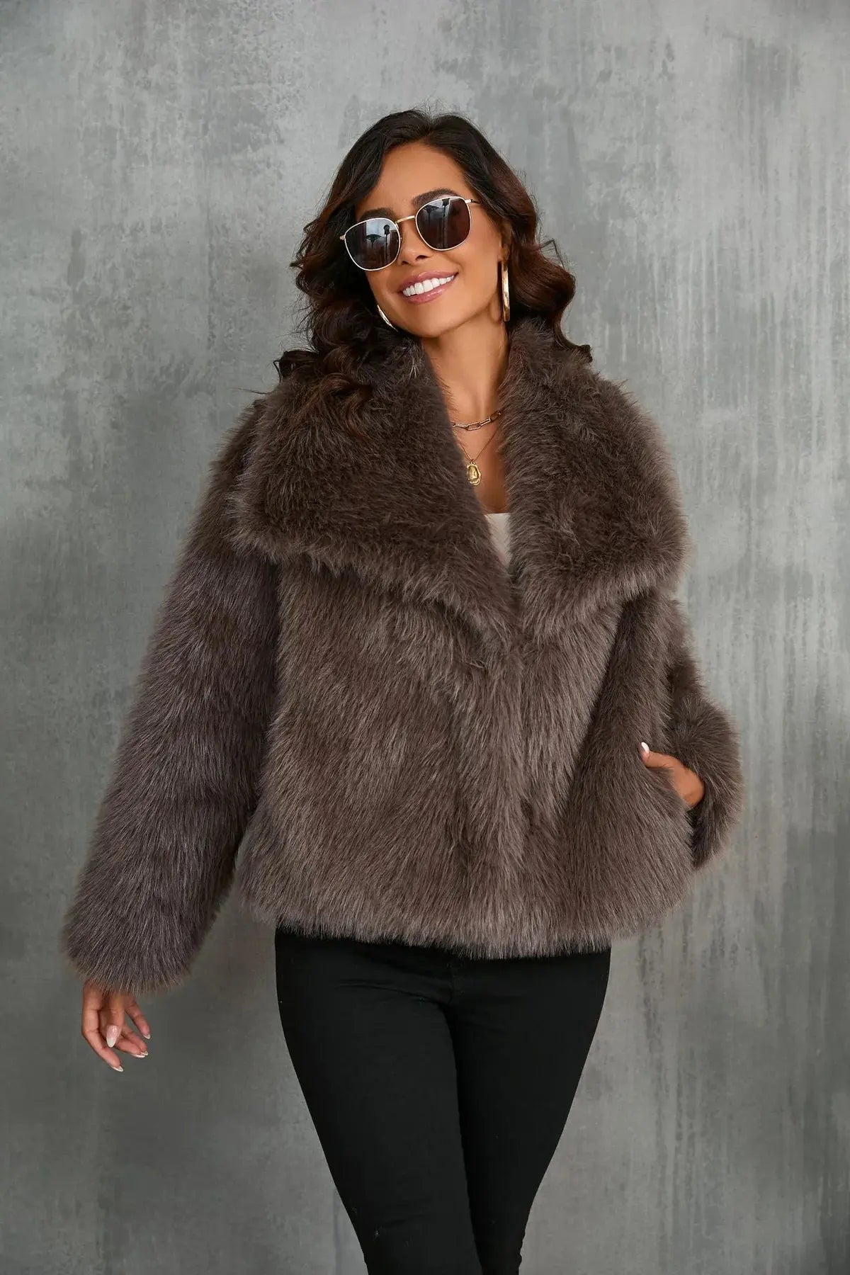 Ladies Winter Coat Made of Faux Fur with Luxurious Lining and Slightly Tailored Fit – Elegant Winter Coat for Women