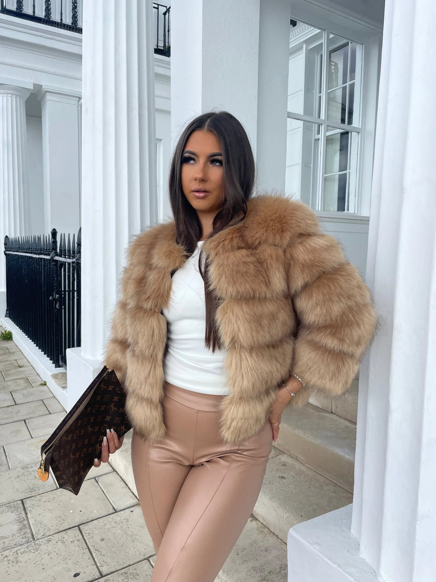 Long Women's Winter Coat with Faux Fur – Lightweight, Tailored, and Fully Lined for Elegance and Comfort