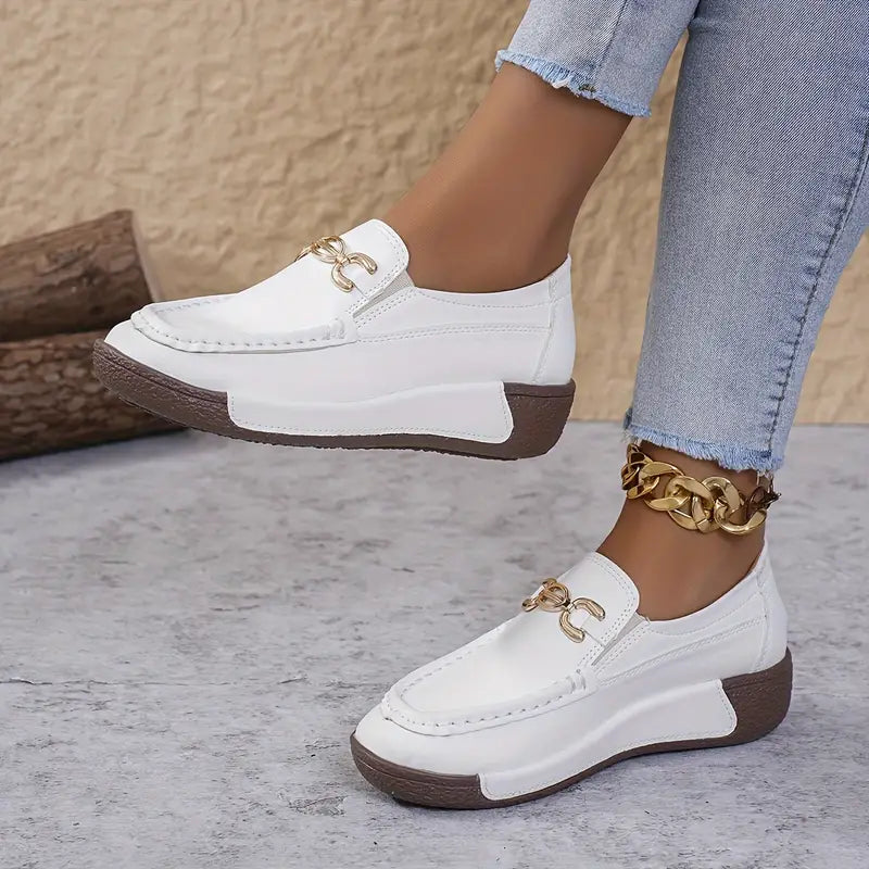 Luxe Leather Moccasins | Timeless Design, Comfortable Fit 2