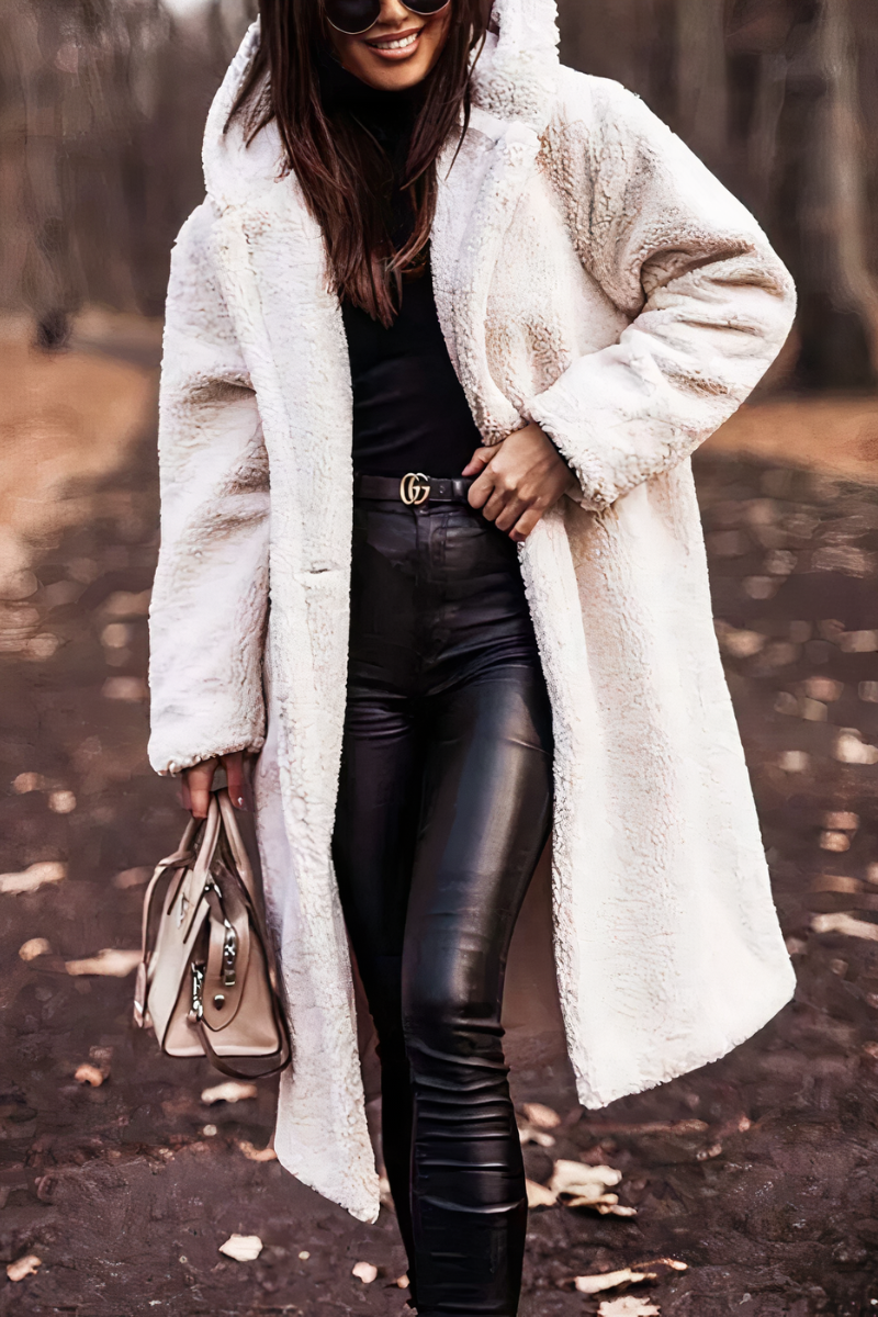 Nina | Long Teddy Coat | Trendy Winter Comfort | Luxe Wool Blend