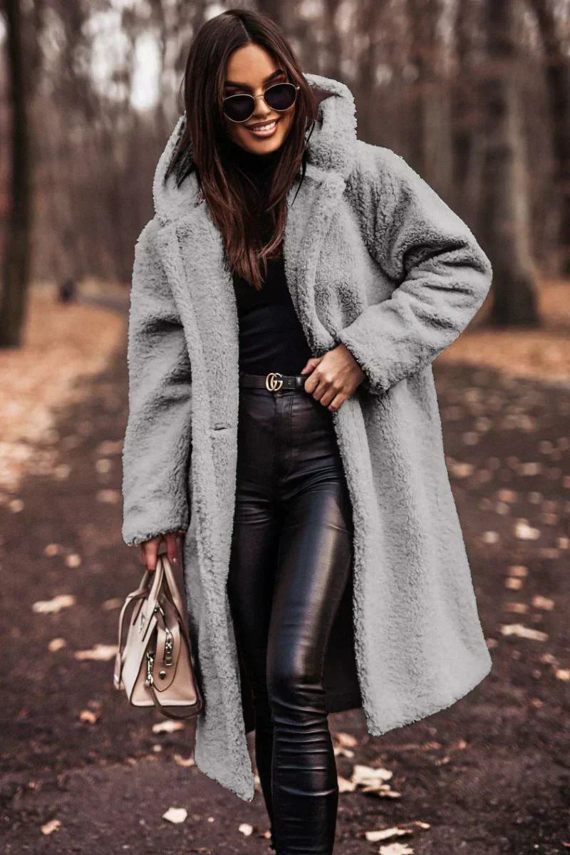 Nina | Long Teddy Coat | Trendy Winter Comfort | Luxe Wool Blend