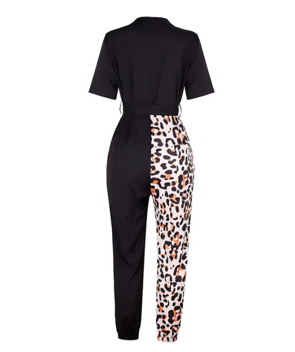 ISALINE | Minimalist Jumpsuit with Elegant Button Closure