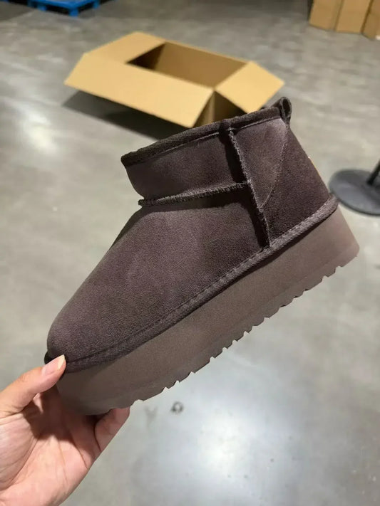 Snow Women Snowboots | Real Sheepskin, Comfortable and Trendy