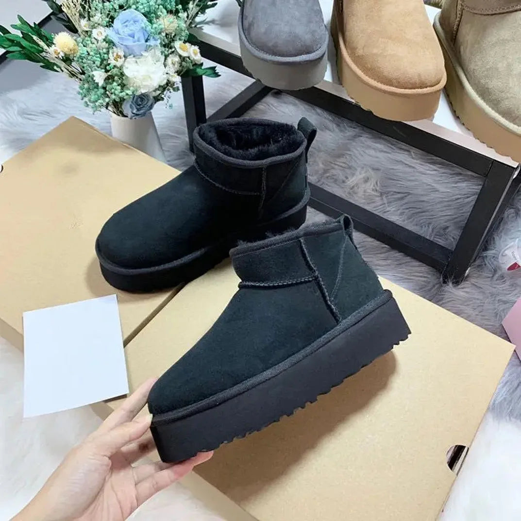 Snow Women Snowboots | Real Sheepskin, Comfortable and Trendy