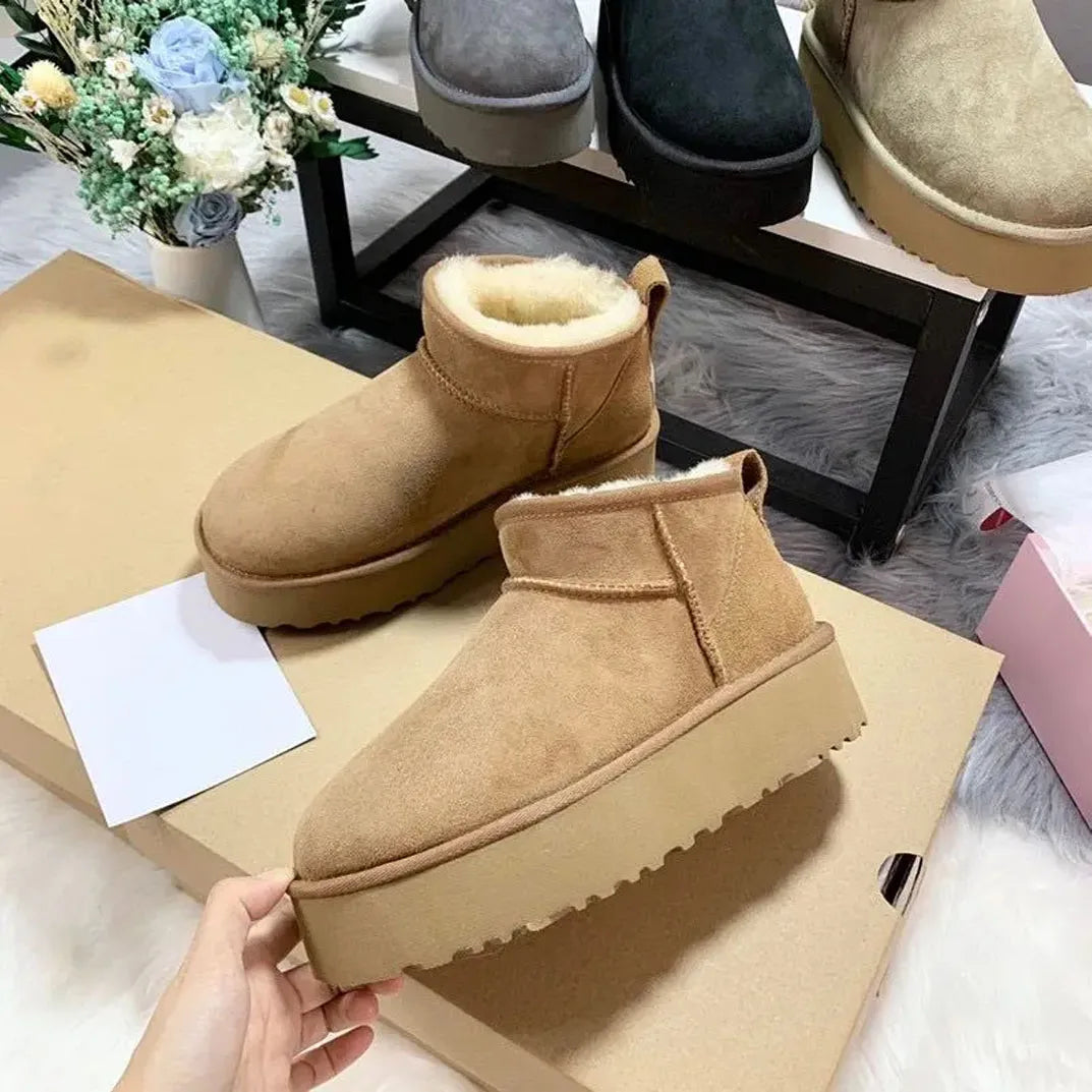 Snow Women Snowboots | Real Sheepskin, Comfortable and Trendy