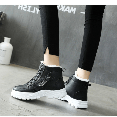 Sora Women's Ankle Boots | Real Leather, Fleece-Wool Lined, Black