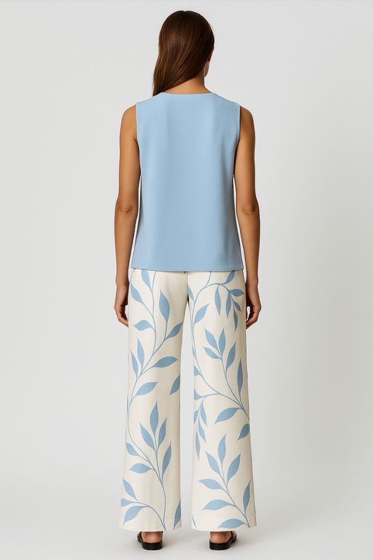 Yara | Stylish Summer Set with Square Neckline