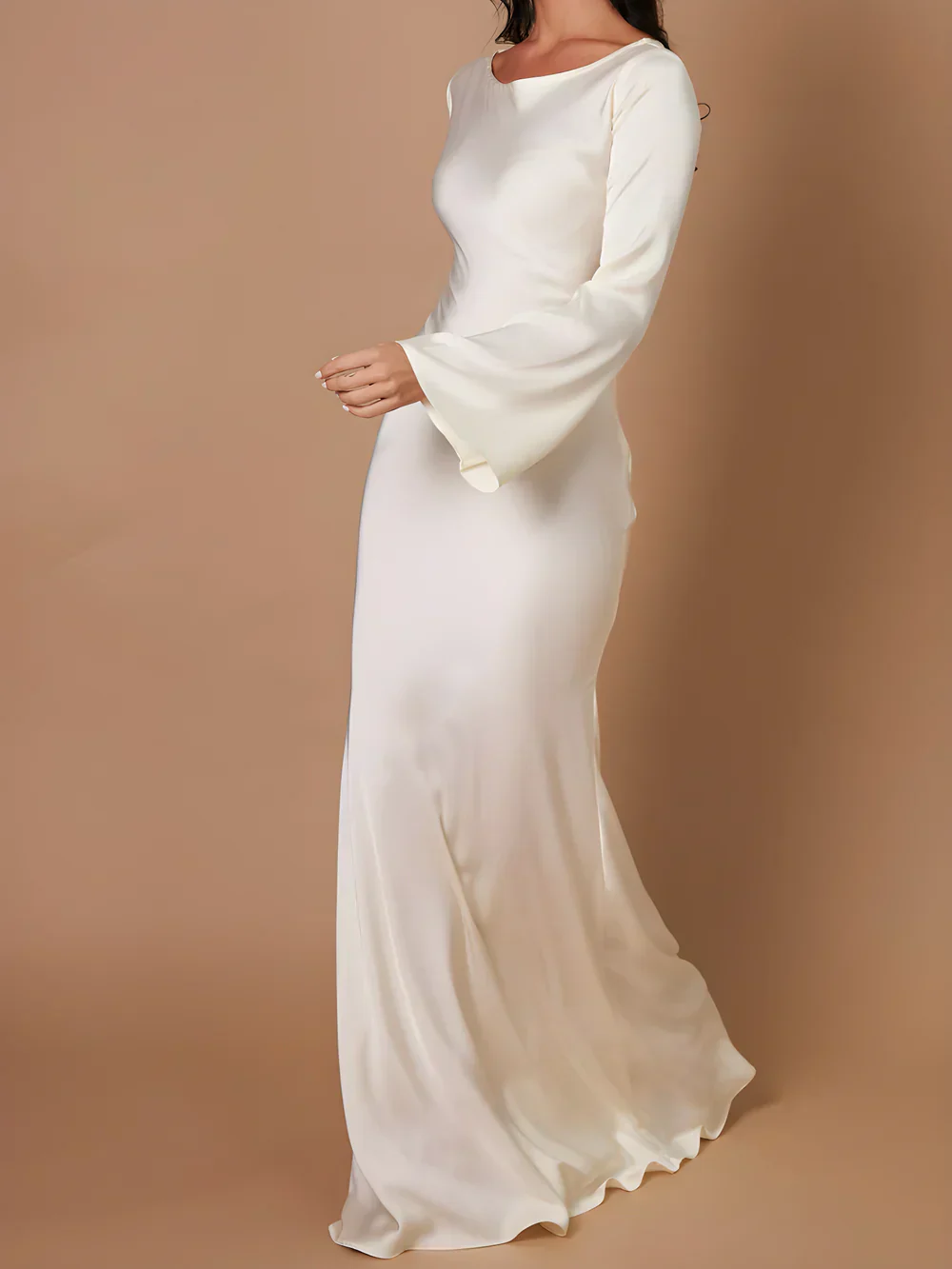 SERAPHINA | Bodycon Maxi Dress with Long Sleeves