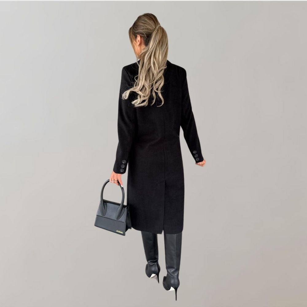 Elegant women's coat made of soft fabric | Timeless and comfortable design