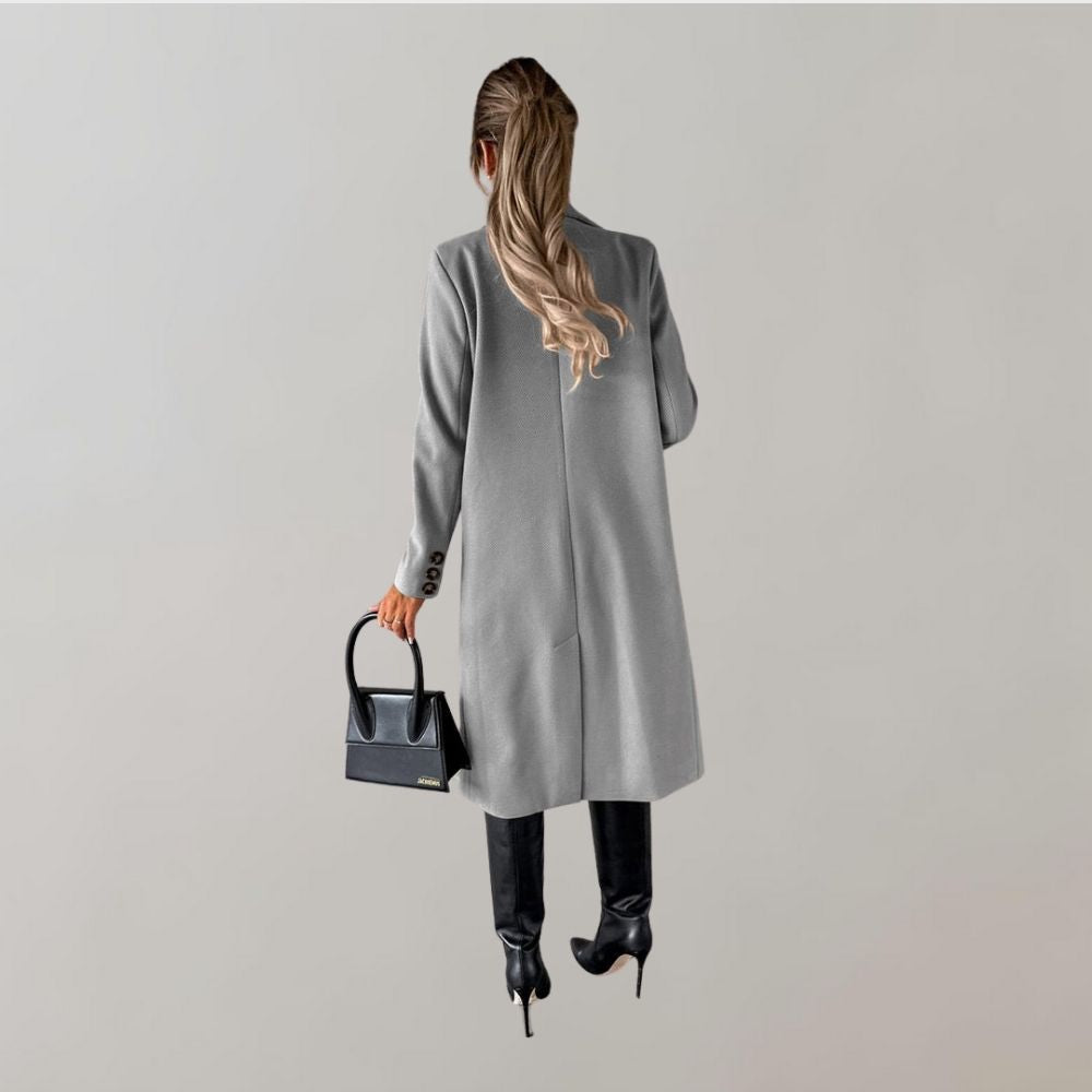 Elegant women's coat made of soft fabric | Timeless and comfortable design