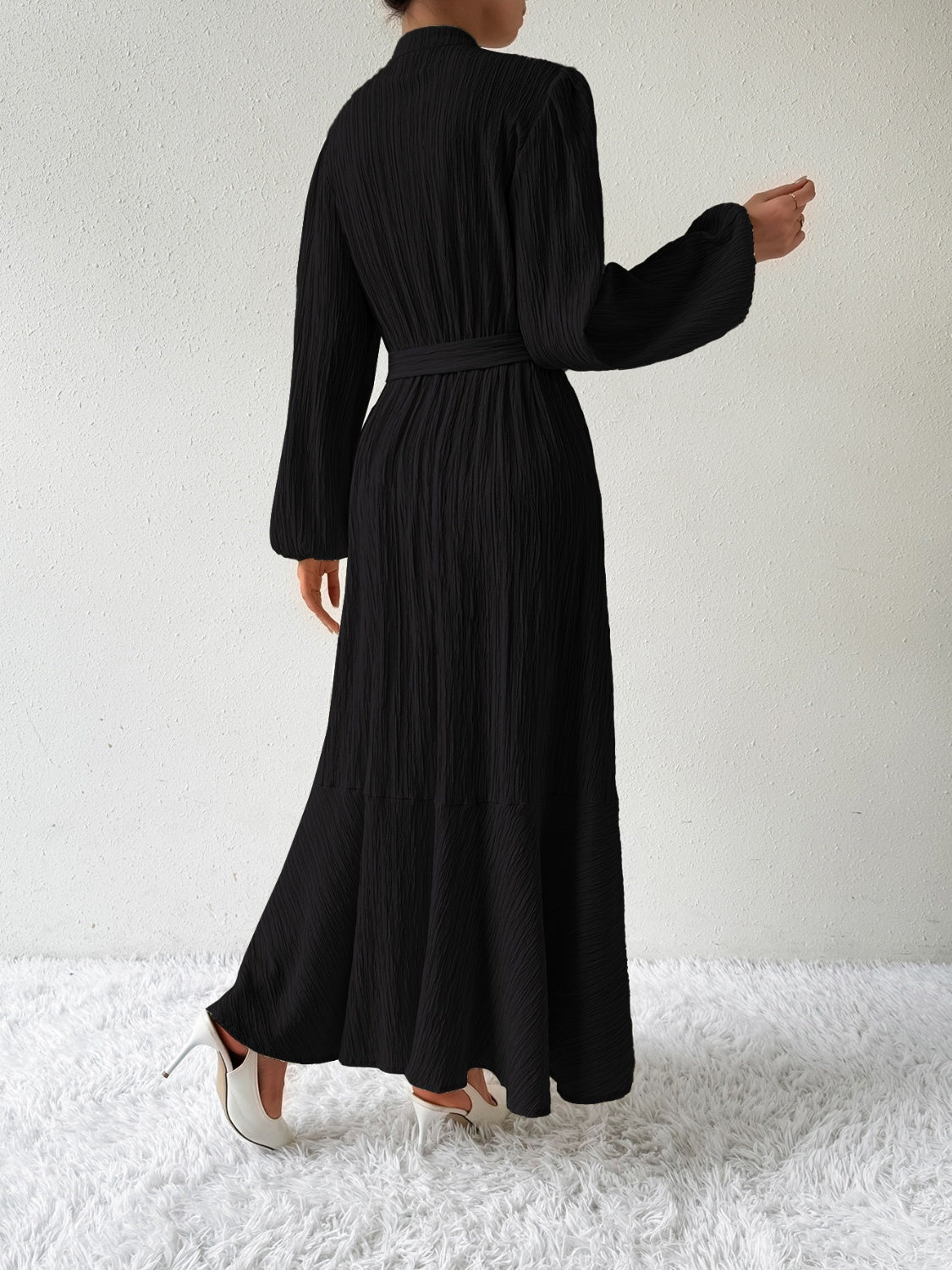MAUREEN | Dress with Long Sleeves and Waist Accent