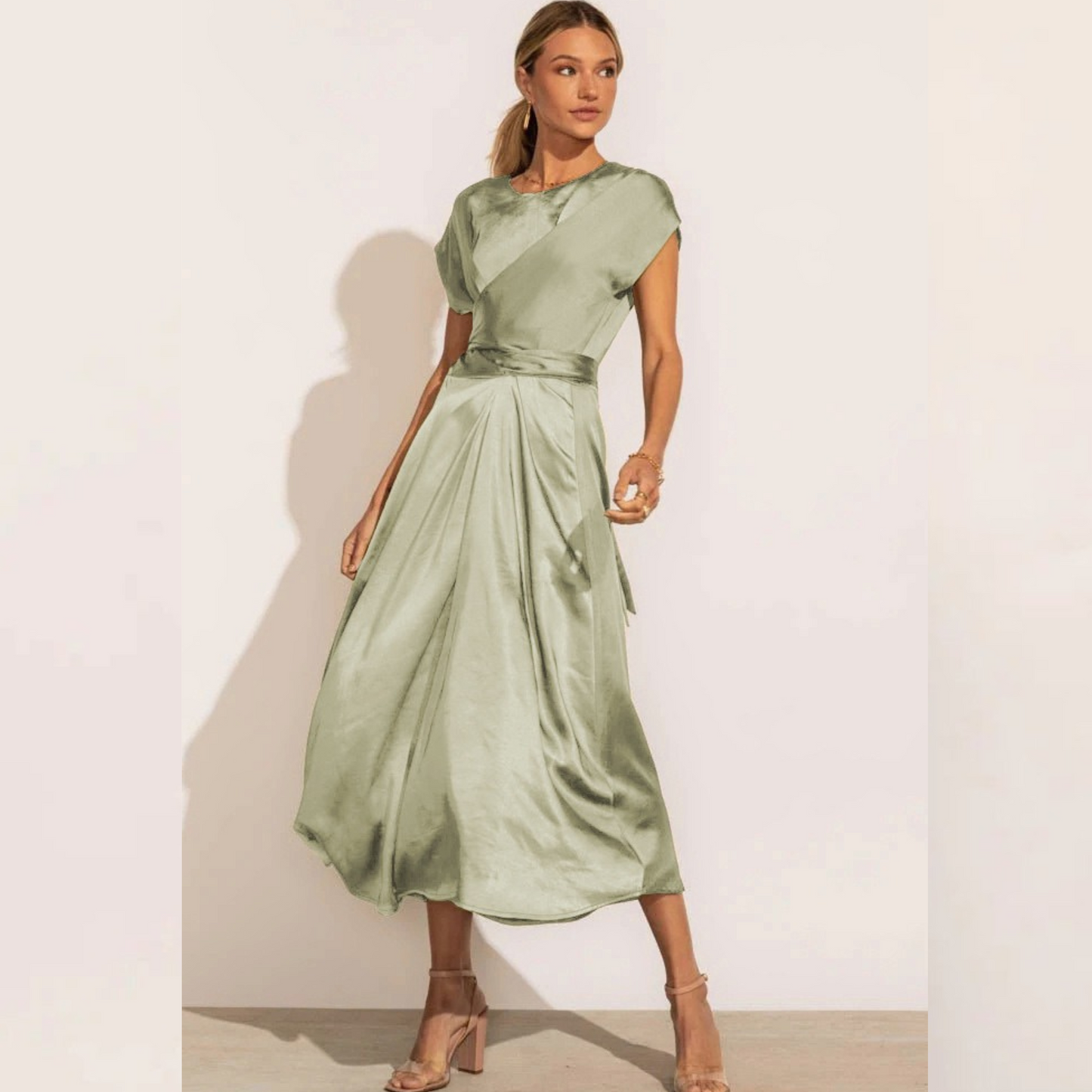 Elaria | Elegant Midi Evening Dress with Layered Sleeves